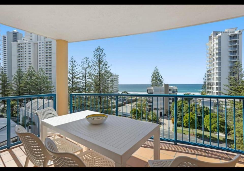 San Mateo On Broadbeach Gold Coast Exterior foto
